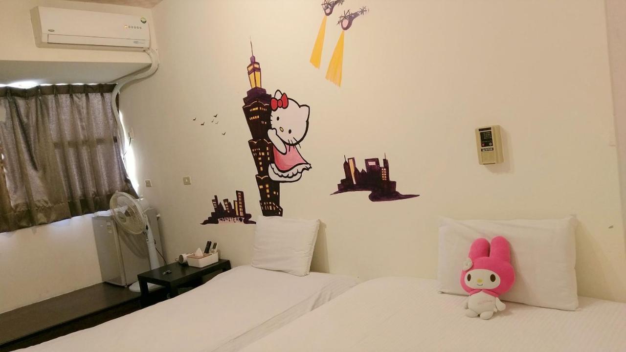 Happines Trip Inn ไถจง ภายนอก รูปภาพ