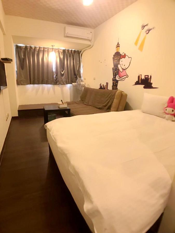 Happines Trip Inn ไถจง ภายนอก รูปภาพ